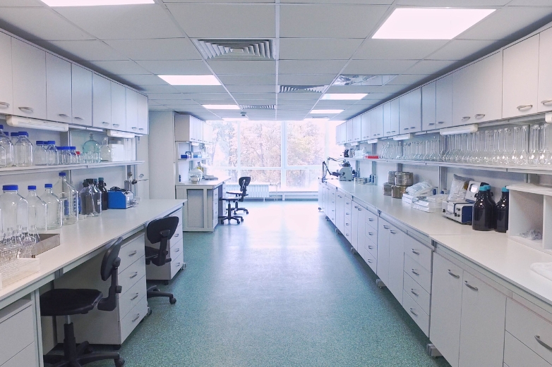 Janus Research Facility